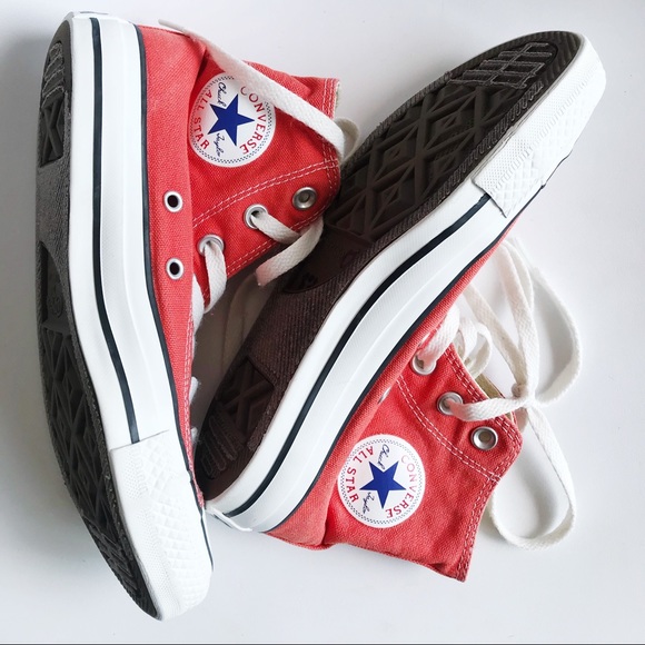 Converse Other - Red/orange kids High Tops Converse sz 4 (LIKE NEW)